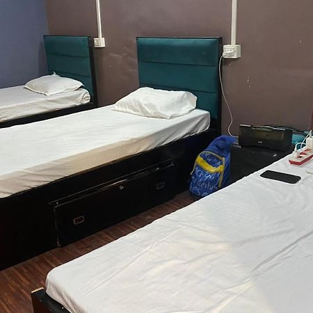 Rudra Home Stay فاراناسي المظهر الخارجي الصورة