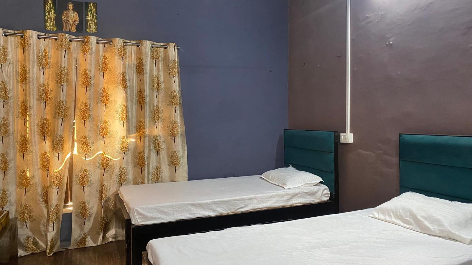 Rudra Home Stay فاراناسي المظهر الخارجي الصورة